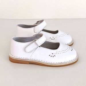 lamour white shoes